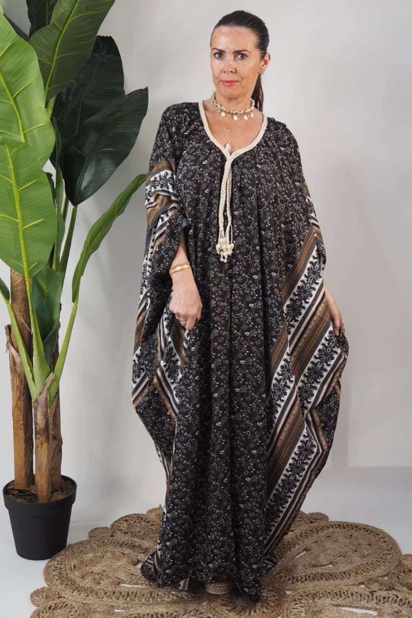 The Portinatx Oversized Kaftan Dress Black