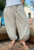 Agnes Cotton Gingham Balloon Cuff Pant Mocha