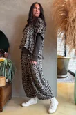 Arbi Big Cat Frill Box Top Earth