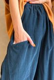 Arbi Needlecord Relaxed Barrel Pant Black