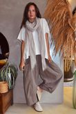 Arbi Needlecord Relaxed Barrel Pant Mocha