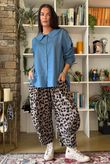 Bateau Needlecord Leopard Quirky Tapered Barrel Pant Mocha