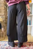 Bennie Quirky Barrel Pant Black