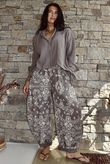 Hush Pillow Cotton Bandana B Classic Barrel Pant Mocha