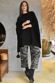 Iggy Boat Neck Tassle Blanket Knit Black
