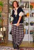 Keaton Plaid Tuck Barrel Pant Navy
