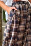 Keaton Plaid Tuck Barrel Pant Navy