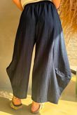 Kingsley Herringbone Scuba 7/8 Barrel Pant Navy