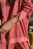 Lagen Leopard Chill Sweatshirt Coral & Indian Red