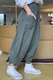 Made in Italy Bateau Needlecord Shelby Cocoon Pant Khaki