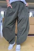 Made in Italy Cooper Needlecord Classic Barrel Leg Pant Deep Moss -