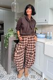 Nora Brushed Cotton Gingham Classic Barrel Pant Coffee Bean