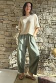 Suri Cushion Cotton Barrel Pant Khaki