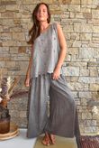 Tilda Floral Applique Tank Mocha