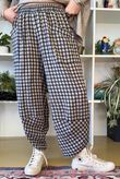 Vivienne Plaid Shelby Barrel Pant Navy & Oat