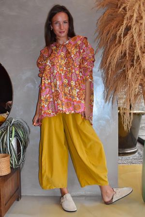Annie 1972 Point Collar Smock Blouse Sergeant Pepper Pink due 1 week
