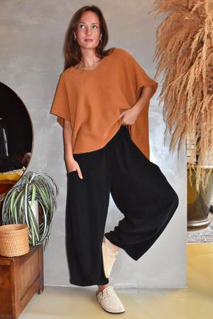 Arbi Needlecord Relaxed Barrel Pant Black