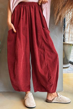 Arbi Needlecord Relaxed Barrel Pant Burgundy