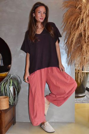 Arbi Needlecord Relaxed Barrel Pant Rhubarb Rose