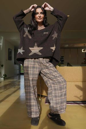 Big Softie Ombre Star Slouch Knit Jumper Coffee Bean