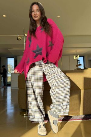 Big Softie Ombre Star Slouch Knit Jumper Hot Pink