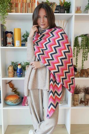 Bobbie Zig Zig Shawl Scarf