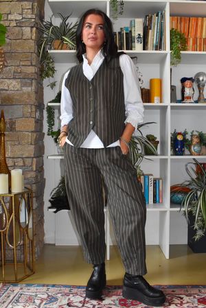 Burlington Stretch Carrot Leg Trouser Dark Khaki