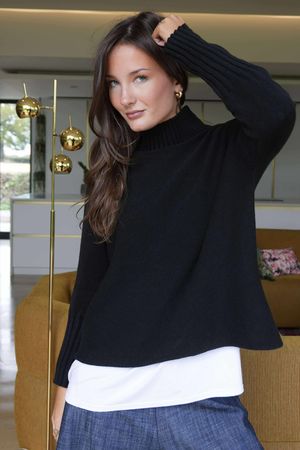 Conrad Classic Turtle Neck Knit Black /15=