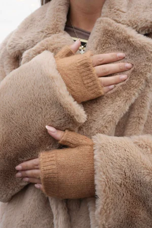 Cosy Cuff Fingerless Gloves Camel