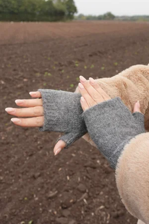 Cosy Cuff Fingerless Gloves Dark Grey Marl