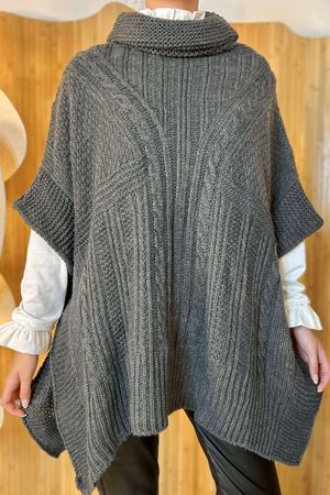 Edie V Cable Cowl Knit Charcoal /20=