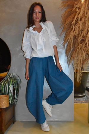Essential Stretch Horseshoe Jean Mid Denim