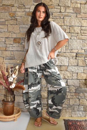 Izi Cheesecloth Button Tee Stone