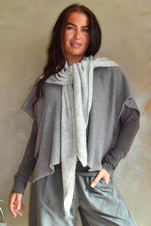 Jonti Knit XL Neckerchief Scarf Light Grey