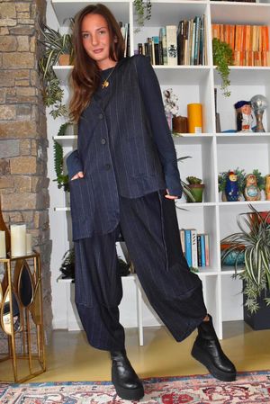 Kingsley Herringbone Scuba Sleeveless Morning Coat Navy