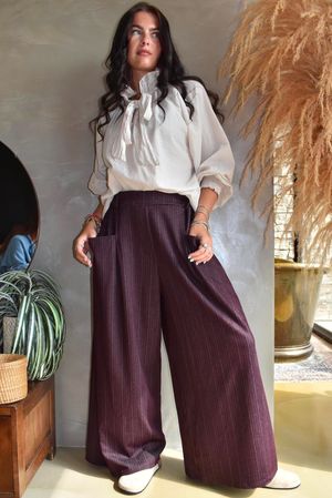 Kingsley Herringbone Scuba Wide Leg Pant Aubergine