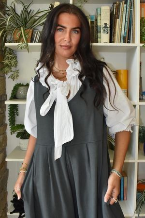 Larc Poet Blouse White due 1 week 