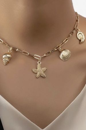 Laundry B Driftwood Beach Charm Necklace 