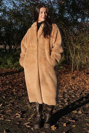 Laundry B Mara Luxury Faux Fur Long Coat Camel 