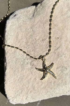 Laundry B Starfish Vacay Necklace Gold