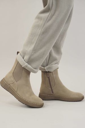 Laundry B Trek Chelsea Boot Natural