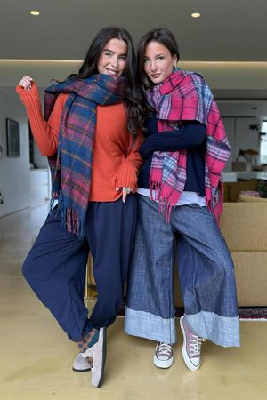 Loch Lomond Scarf Navy