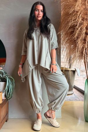 Lock Raw Seam Dip Side Short Sleeve Top Stone