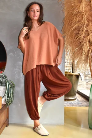 Lock Shirring Pleat Cuff Pant Rust