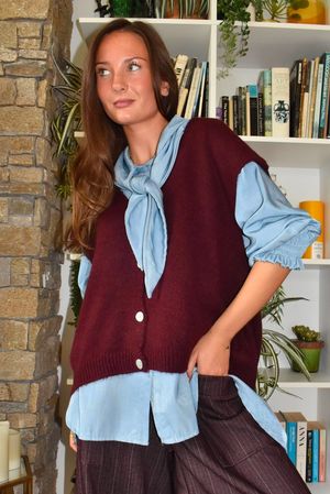 Oliver Knit Waistcoat Burgundy