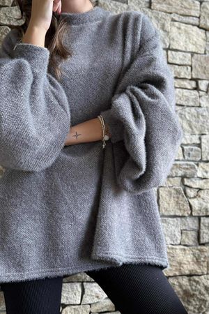 Oversized Buzz Knit Smoky Grey