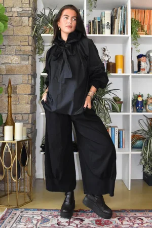 Paloma Tela Poet Blouse Black 