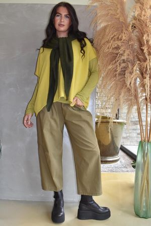 Plain Bennie Magic 7/8 Dart Barrel Pant Deep Olive