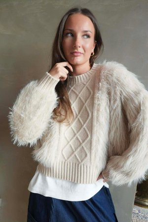 Rhona Country Shaggy Knit Jumper Stone /10=