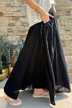 Rustic Nature Pure Cotton Swagger Skirt Black